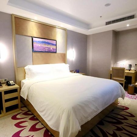 Lavande Hotel Foshan Yiwu Commodities City Εξωτερικό φωτογραφία