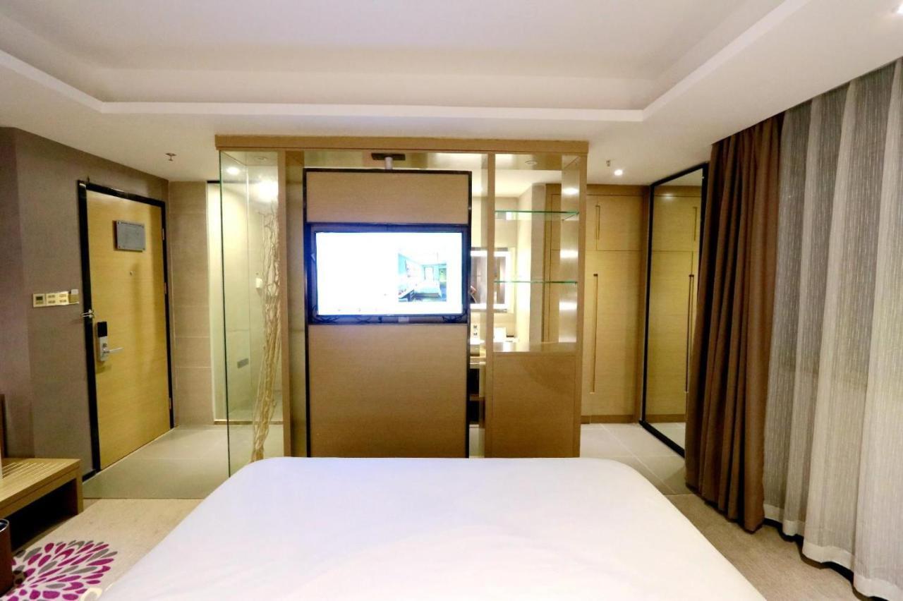 Lavande Hotel Foshan Yiwu Commodities City Εξωτερικό φωτογραφία